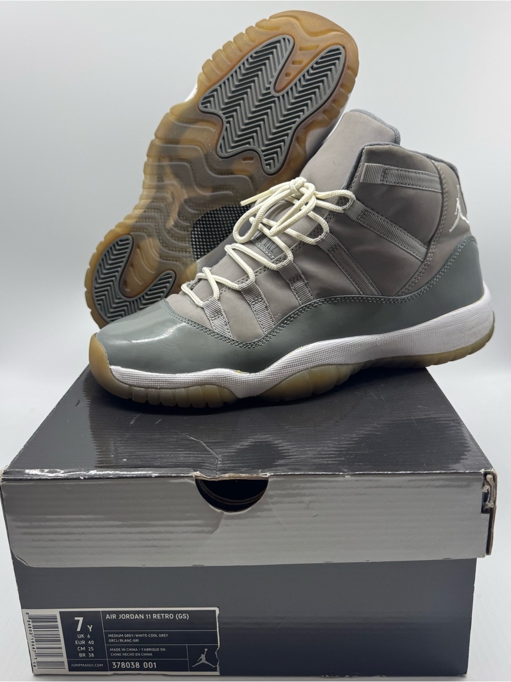 Nike Air Jordan 11 Retro Cool Grey 2010 378038-001 Men/Youth Size 7 (7Y)